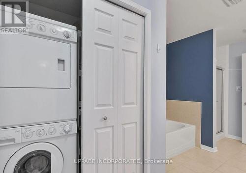7 - 2086 Valin Street, Ottawa, ON - Indoor Photo Showing Laundry Room