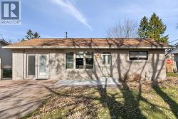 136 MCLEOD  Amherstburg, ON N9V 2Y8
