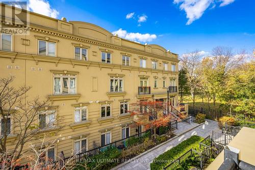 Th21 - 68 Carr Street, Toronto, ON - Outdoor