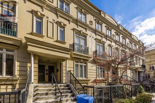 Th21 - 68 Carr Street, Toronto, ON - Outdoor