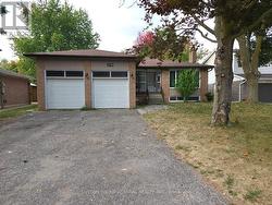 174 ST ANTHONY'S COURT  Richmond Hill, ON L4C 4T3