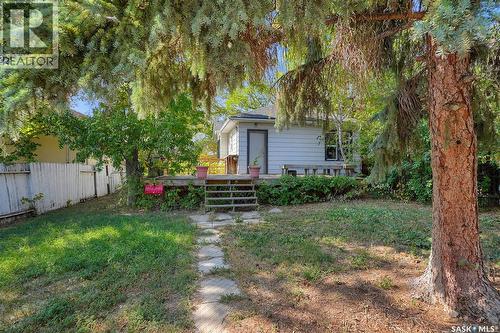 1343 Elphinstone Street, Regina, SK - Outdoor