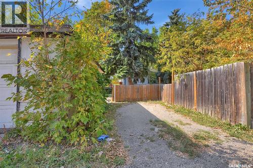 1343 Elphinstone Street, Regina, SK - Outdoor