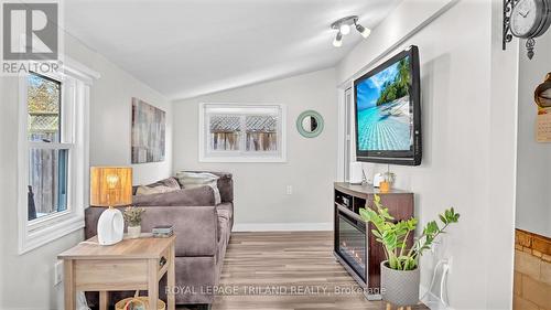 716 Cheapside Street, London East (East C), ON - Indoor Photo Showing Other Room