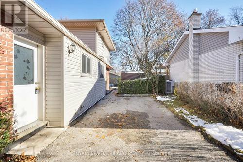 544 Griffith Street, London South (South K), ON - Outdoor With Exterior