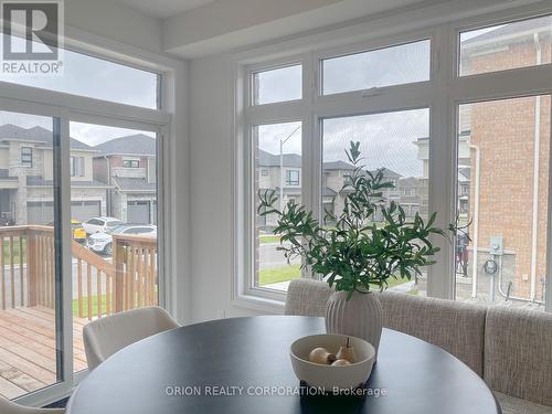 147 Fenchurch Manor, Barrie, ON - Indoor Photo Showing Dining Room