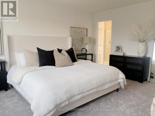 147 Fenchurch Manor, Barrie, ON - Indoor Photo Showing Bedroom