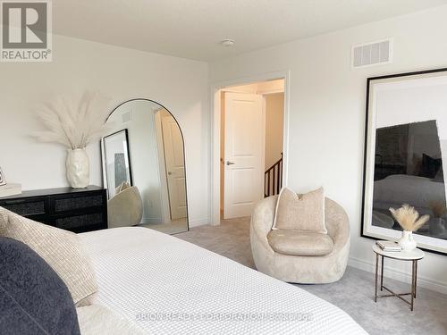 147 Fenchurch Manor, Barrie, ON - Indoor Photo Showing Bedroom