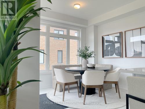 147 Fenchurch Manor, Barrie, ON - Indoor Photo Showing Dining Room