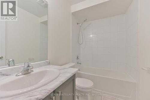 17 Bedford Estates Crescent, Barrie, ON - Indoor Photo Showing Bathroom
