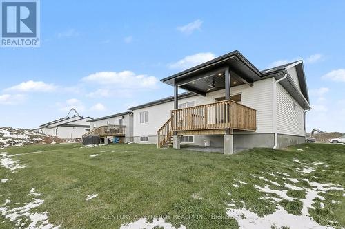 76 Helen Street, North Stormont, ON - Outdoor With Deck Patio Veranda