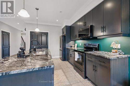 84 Cutting Drive, Centre Wellington (Elora/Salem), ON - Indoor Photo Showing Kitchen With Double Sink With Upgraded Kitchen