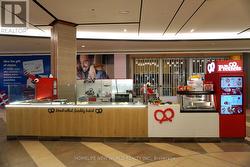 Z004 (MR. PRETZELS) - 1800 SHEPPARD AVENUE E  Toronto, ON M2J 5A7