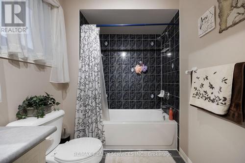 56 Pappain Crescent, Brampton, ON - Indoor Photo Showing Bathroom