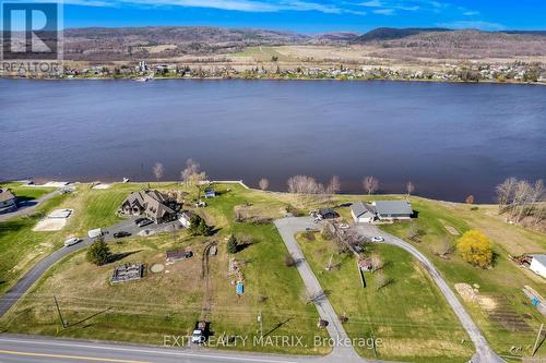 1755 Rue Lajoie Street, Alfred And Plantagenet, ON 