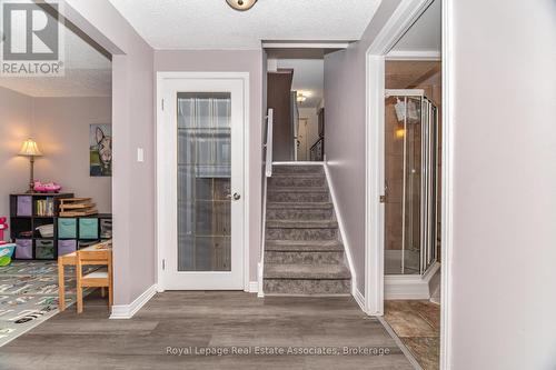 225 Golfwood Drive, Hamilton, ON - Indoor Photo Showing Other Room