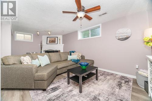 225 Golfwood Drive, Hamilton, ON - Indoor