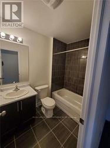 31 - 383 Dundas Street E, Hamilton, ON - Indoor Photo Showing Bathroom