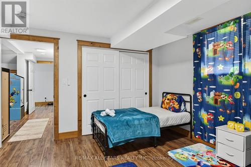 38 Pheasant Street, Kawartha Lakes (Emily), ON - Indoor Photo Showing Bedroom