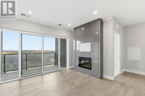 814 - 1878 Gordon Street, Guelph, ON - Indoor With Fireplace