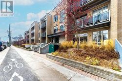 106 - 682 CHURCHILL AVENUE N  Ottawa, ON K1Z 5G5