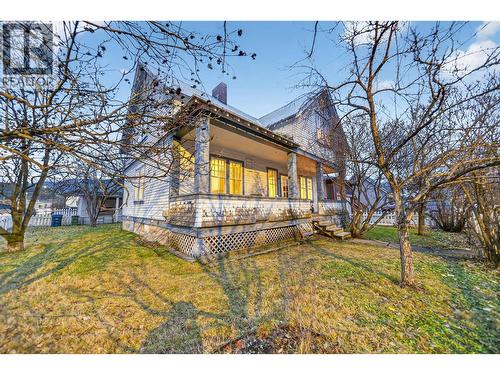 Front Exterior - 892 9Th Avenue, Fernie, BC - Outdoor With Deck Patio Veranda