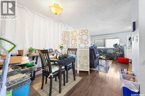 4008 Dewdney Avenue, Regina, SK - Indoor Photo Showing Dining Room