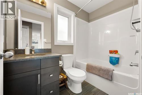5122 Snowbirds Crescent, Regina, SK - Indoor Photo Showing Bathroom