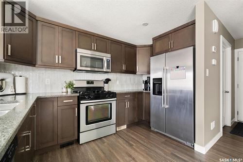 5122 Snowbirds Crescent, Regina, SK - Indoor Photo Showing Kitchen