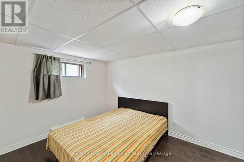 431 Blake Boulevard, Ottawa, ON - Indoor Photo Showing Bedroom
