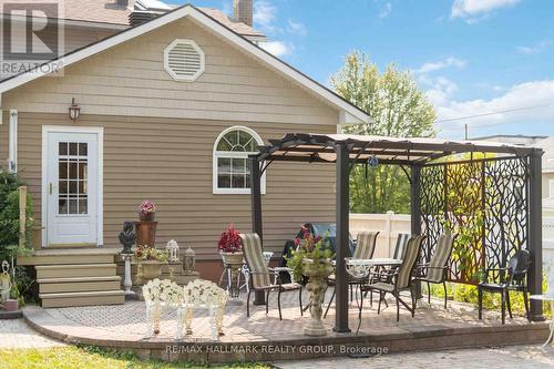 431 Blake Boulevard, Ottawa, ON - Outdoor With Deck Patio Veranda