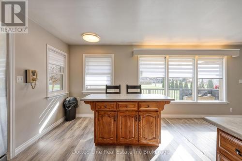 34 Albert Street, Norfolk (Langton), ON - Indoor Photo Showing Kitchen