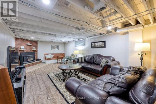 34 Albert Street, Norfolk (Langton), ON - Indoor With Fireplace