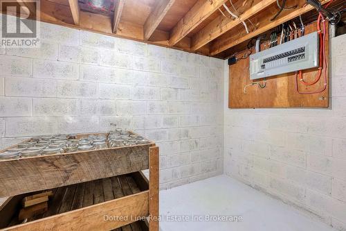 34 Albert Street, Norfolk (Langton), ON - Indoor