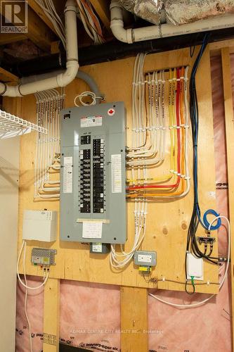 2503 Leeds Crossing, London South (South U), ON - Indoor Photo Showing Basement