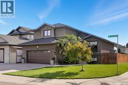 703 BEECHDALE WAY  Saskatoon, SK S7V 0A5