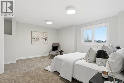 703 Beechdale Way, Saskatoon, SK - Indoor Photo Showing Bedroom