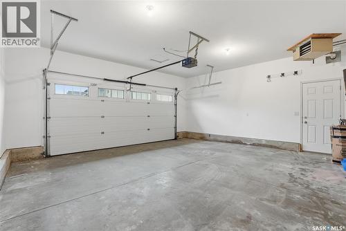 703 Beechdale Way, Saskatoon, SK - Indoor Photo Showing Garage