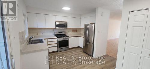 467 Parkdale Avenue, Ottawa, ON - Indoor Photo Showing Kitchen With Stainless Steel Kitchen With Double Sink