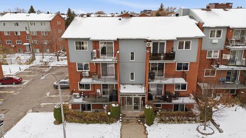 Photo aérienne - 402-3360 Rue Charles-Best, Laval (Chomedey), QC - Outdoor