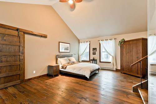 Chambre à coucher principale - 31 Rue Thornton N., Coaticook, QC - Indoor Photo Showing Bedroom