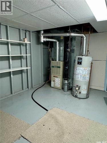 719 Donald Street, Hudson Bay, SK - Indoor Photo Showing Basement