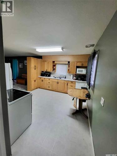 719 Donald Street, Hudson Bay, SK - Indoor