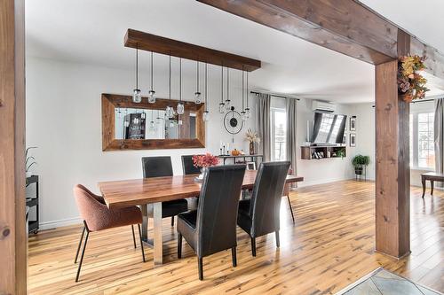 Salle à manger - 98 Rue Des Hayes, Québec (Beauport), QC - Indoor Photo Showing Dining Room