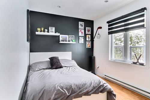 Chambre à coucher - 98 Rue Des Hayes, Québec (Beauport), QC - Indoor Photo Showing Bedroom