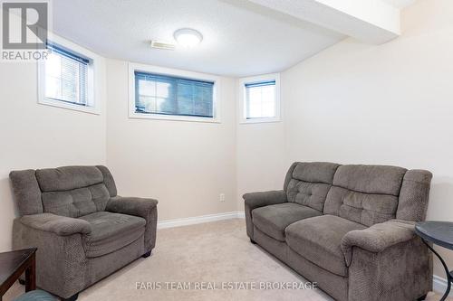 24 Marsellus Drive, Barrie, ON - Indoor