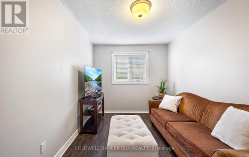 10 Corsham Place, Caledon, ON - Indoor