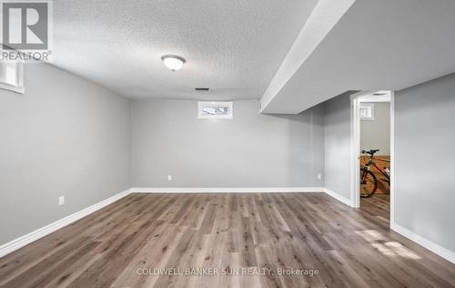 10 Corsham Place, Caledon, ON - Indoor Photo Showing Other Room