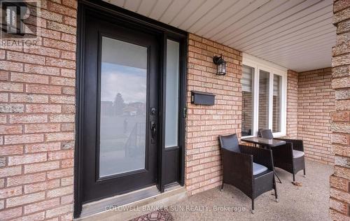 10 Corsham Place, Caledon, ON - Outdoor With Exterior