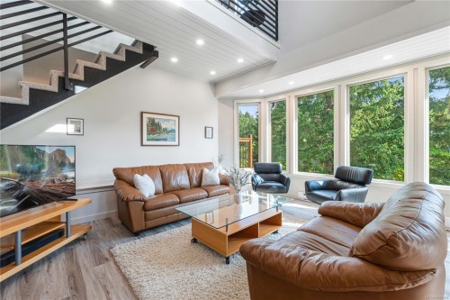 3132 Robin Hood Dr, Nanaimo, BC 